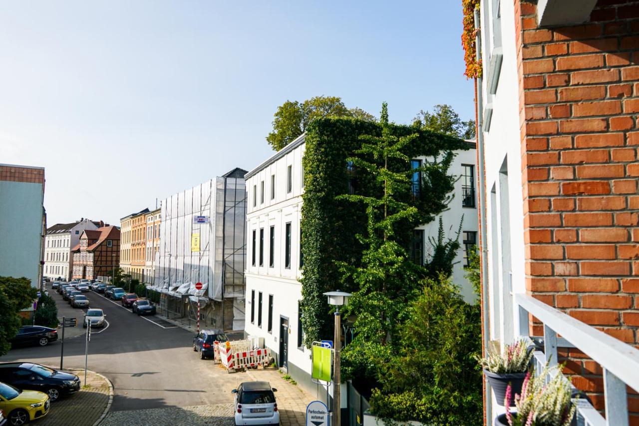 Gemuetliche Ferienwohnung In Der Altstadt Schwerin  Exterior foto